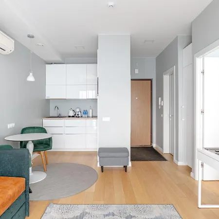 New Apartment,free Parking In The Center *