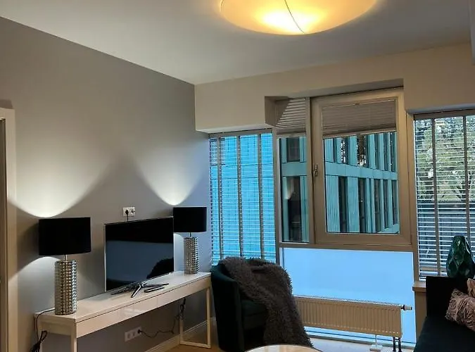 New Apartment,free Parking In The Center